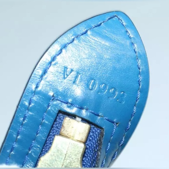 Louis Vuitton St.Jacques Blue Epi Leather GM Tote Bag Pre-Loved - Picture 3 of 17